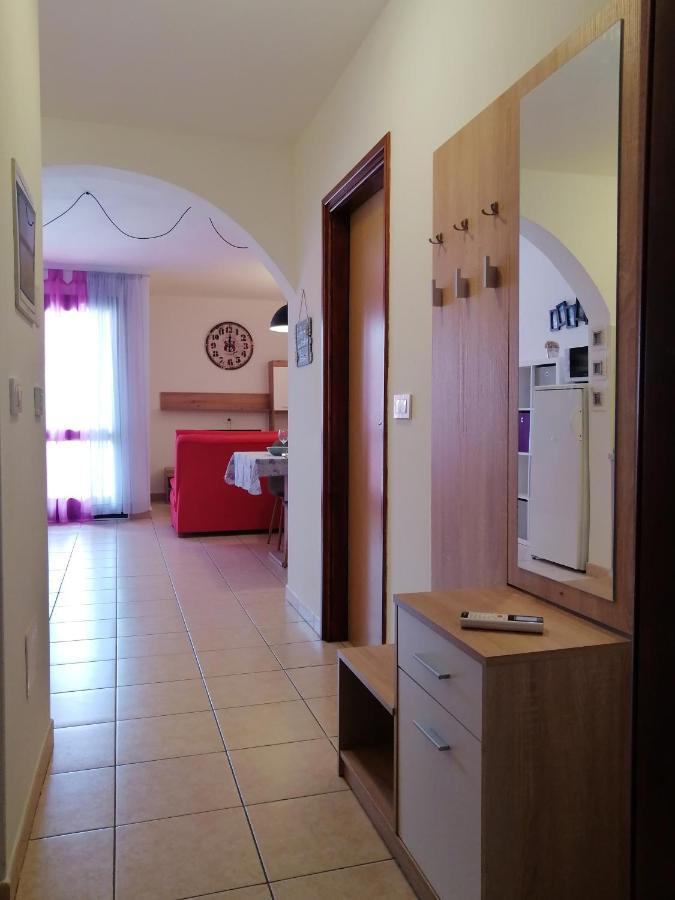 Suzie Q - Intermezzo With Sea View Apartament *