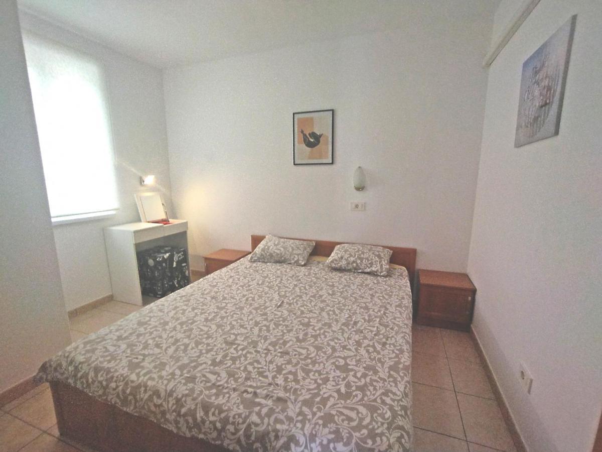 Suzie Q - Intermezzo With Sea View Apartment *